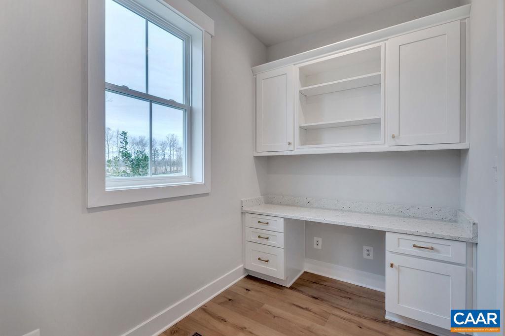 SPRING CREEK - Residential