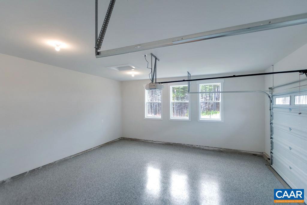 SPRING CREEK - Residential