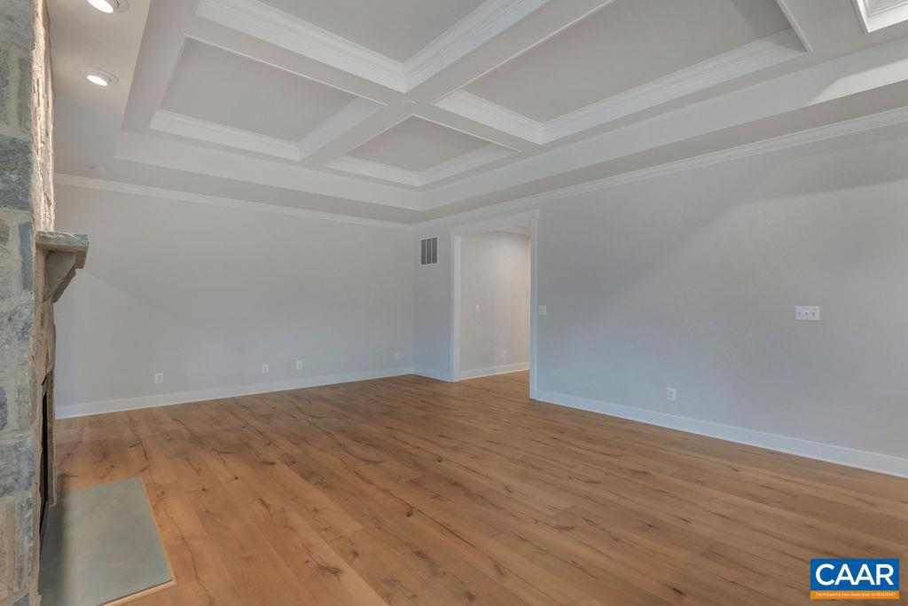 SPRING CREEK - Residential