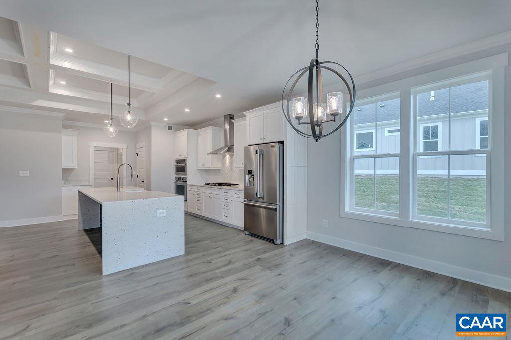 SPRING CREEK - Residential