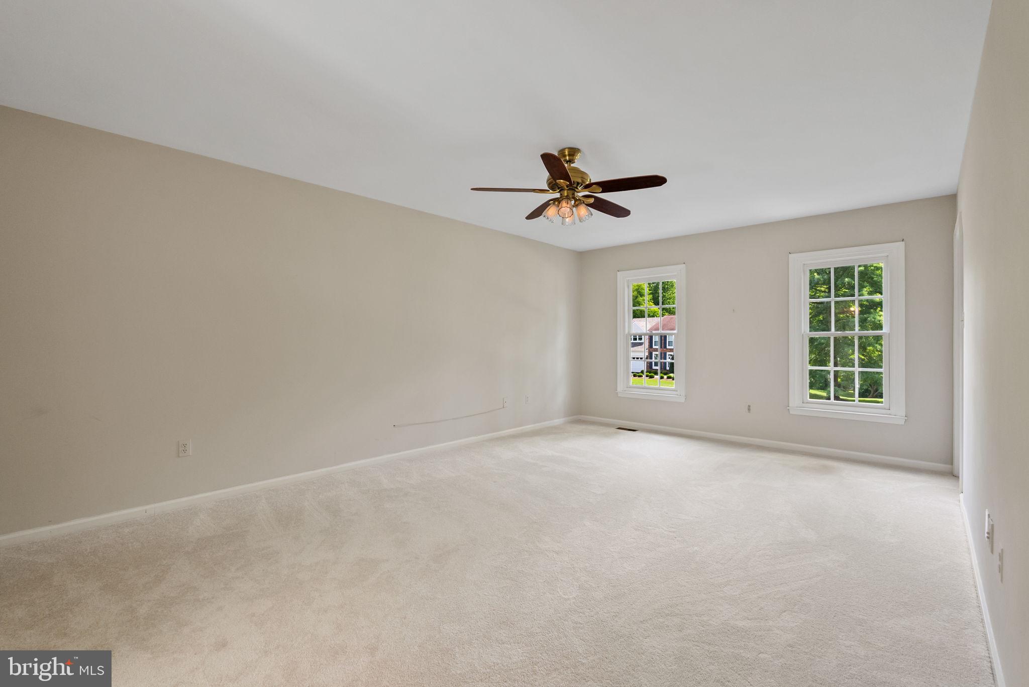 LANGLEY OAKS - Residential Lease