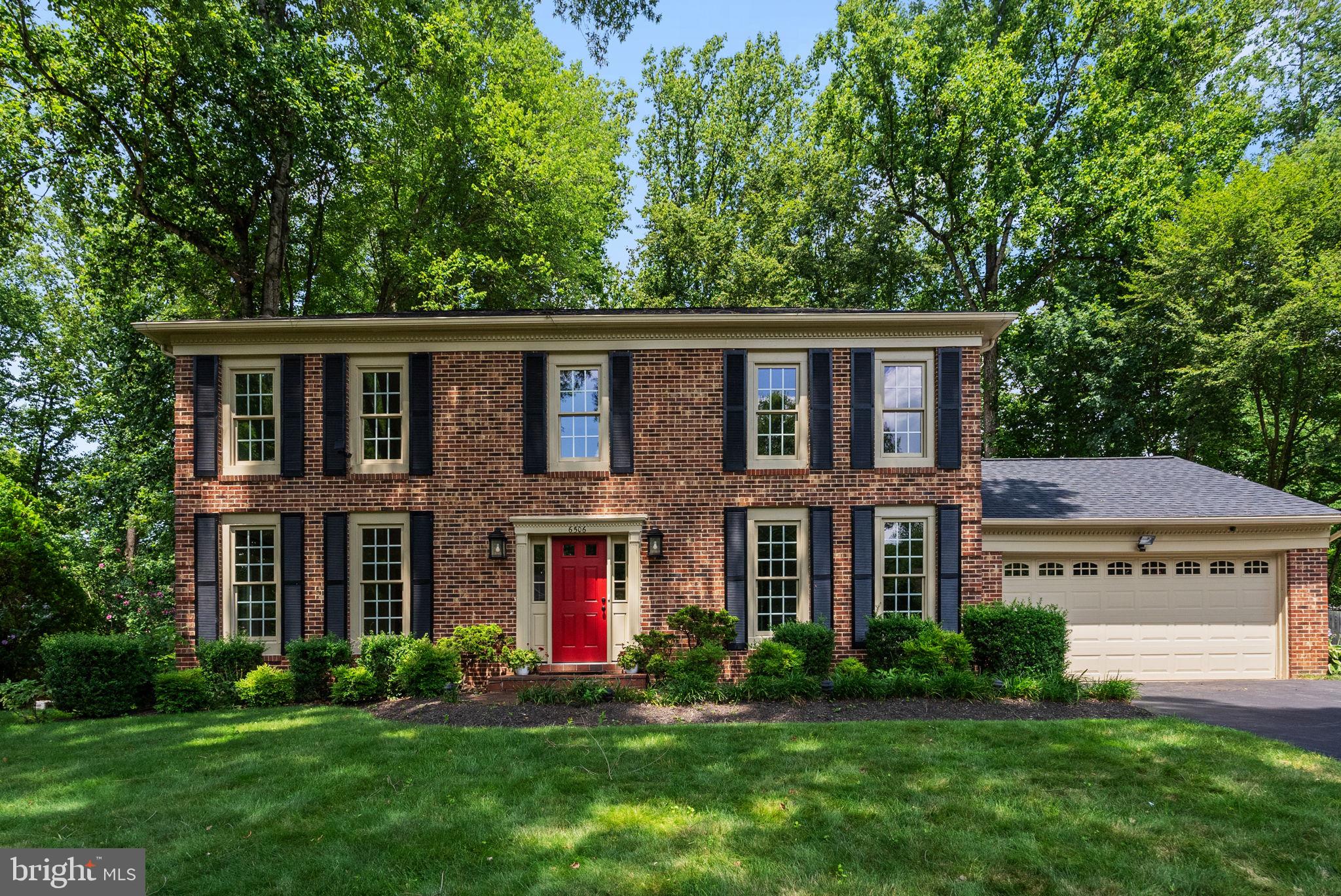 LANGLEY OAKS - Residential Lease