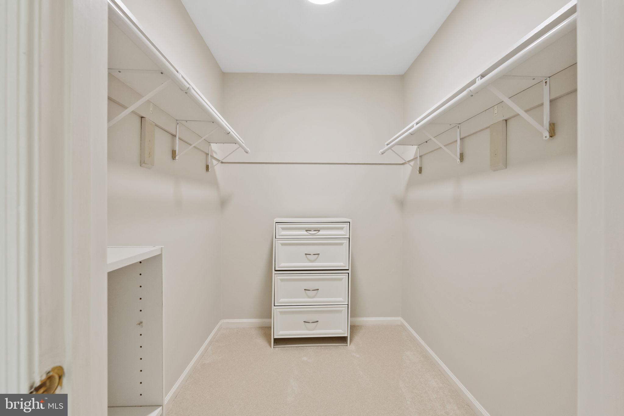 LANGLEY OAKS - Residential Lease