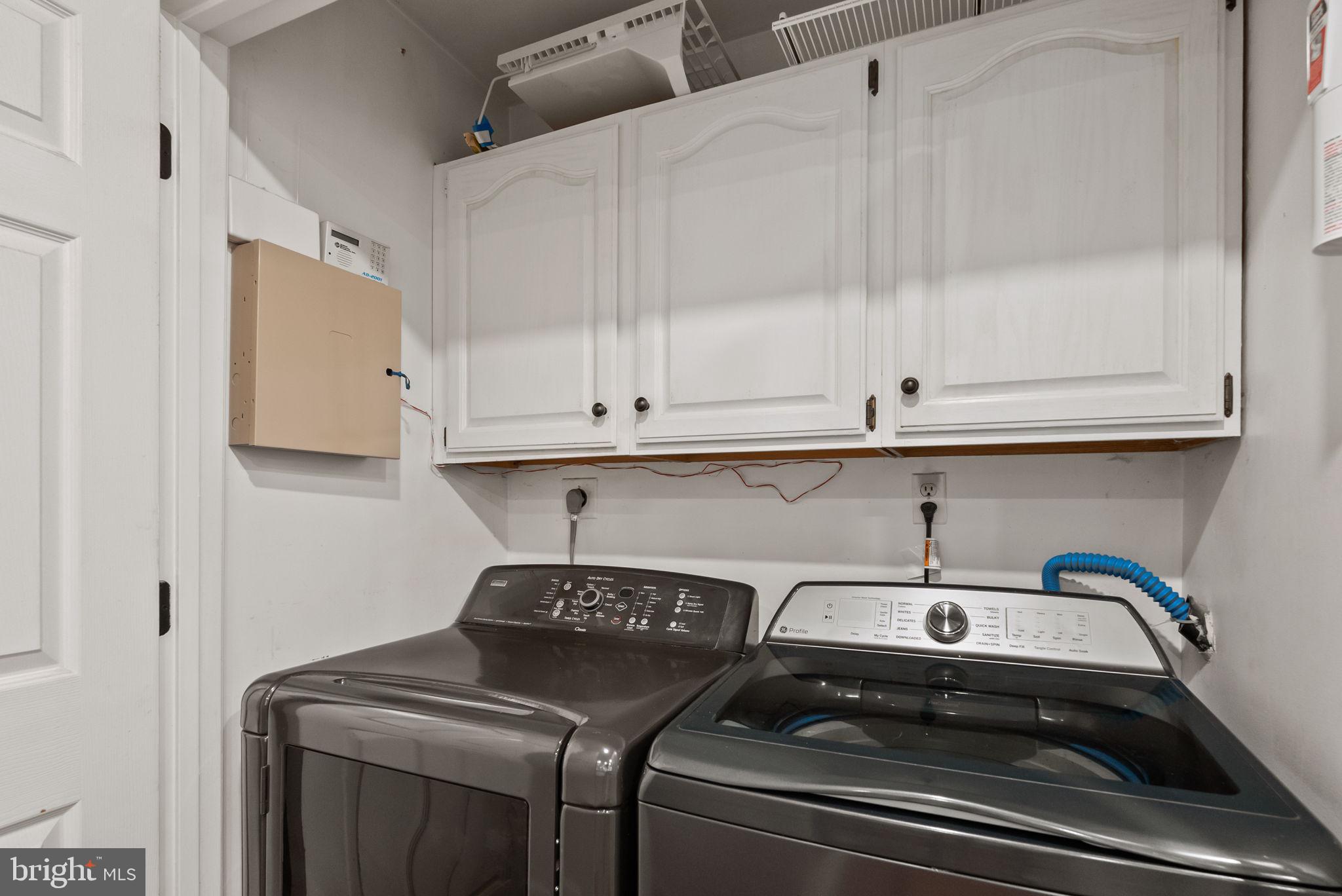 LANGLEY OAKS - Residential Lease