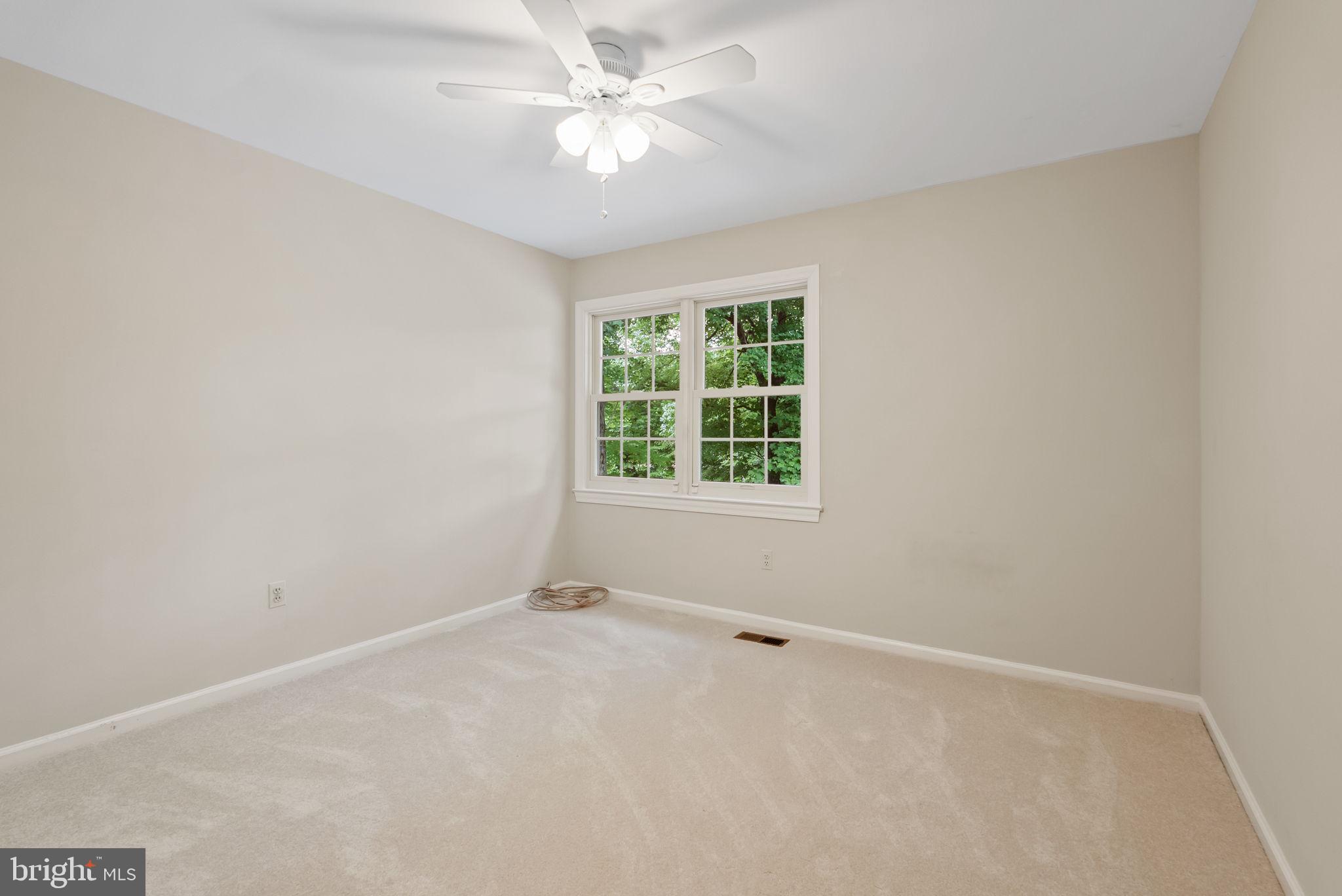 LANGLEY OAKS - Residential Lease