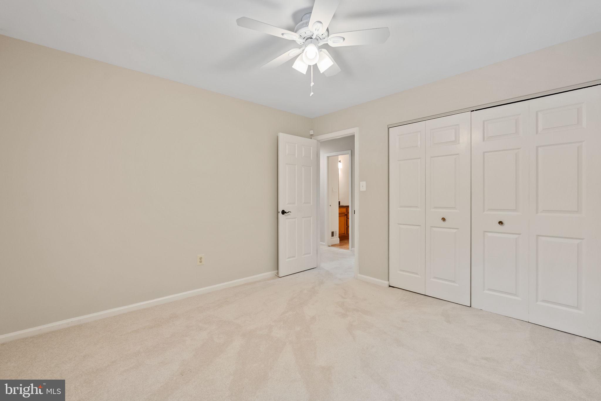 LANGLEY OAKS - Residential Lease