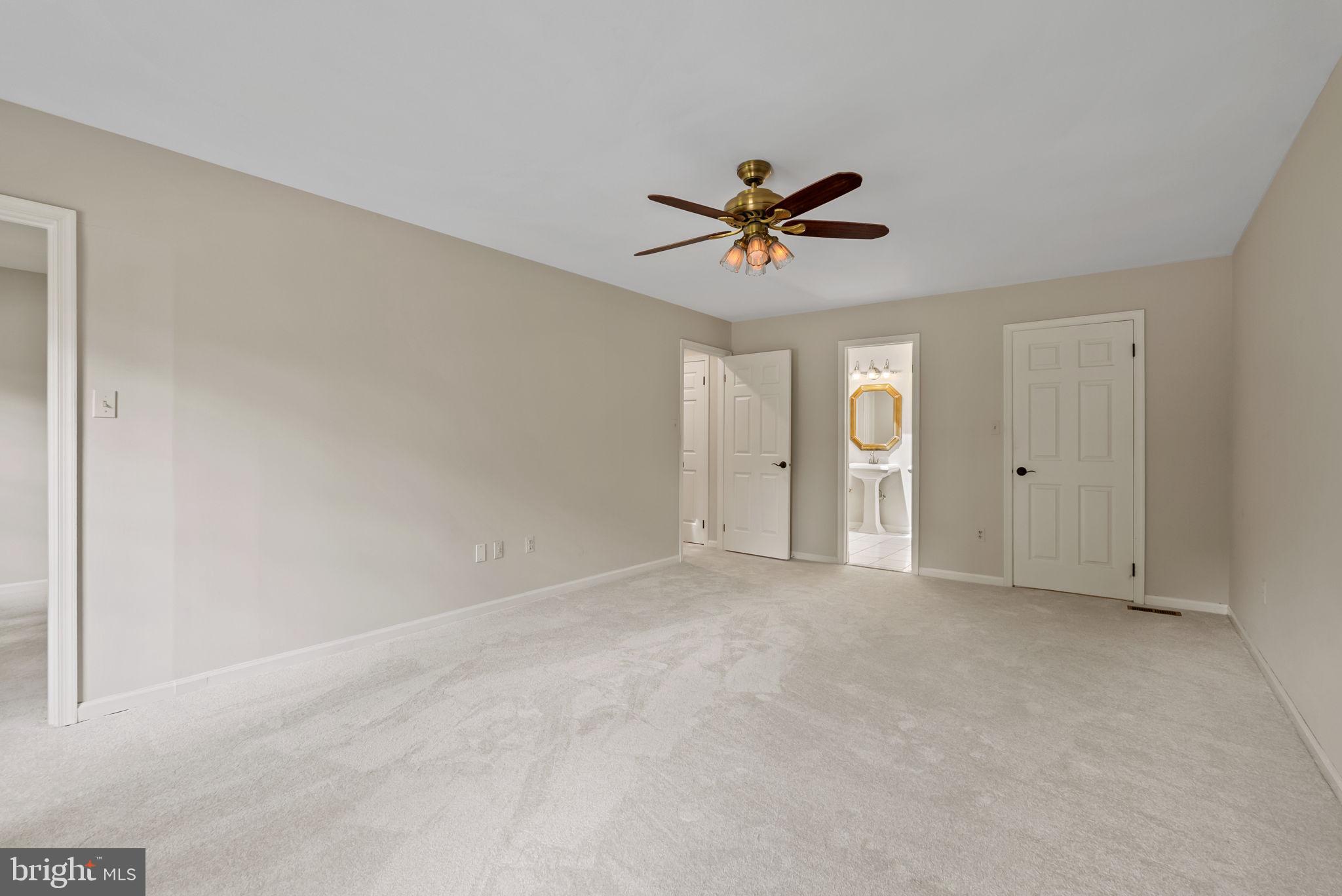 LANGLEY OAKS - Residential Lease