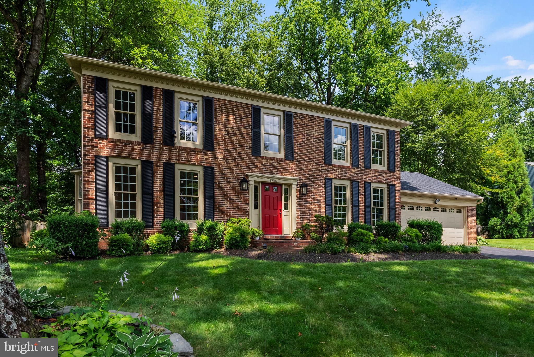 LANGLEY OAKS - Residential Lease