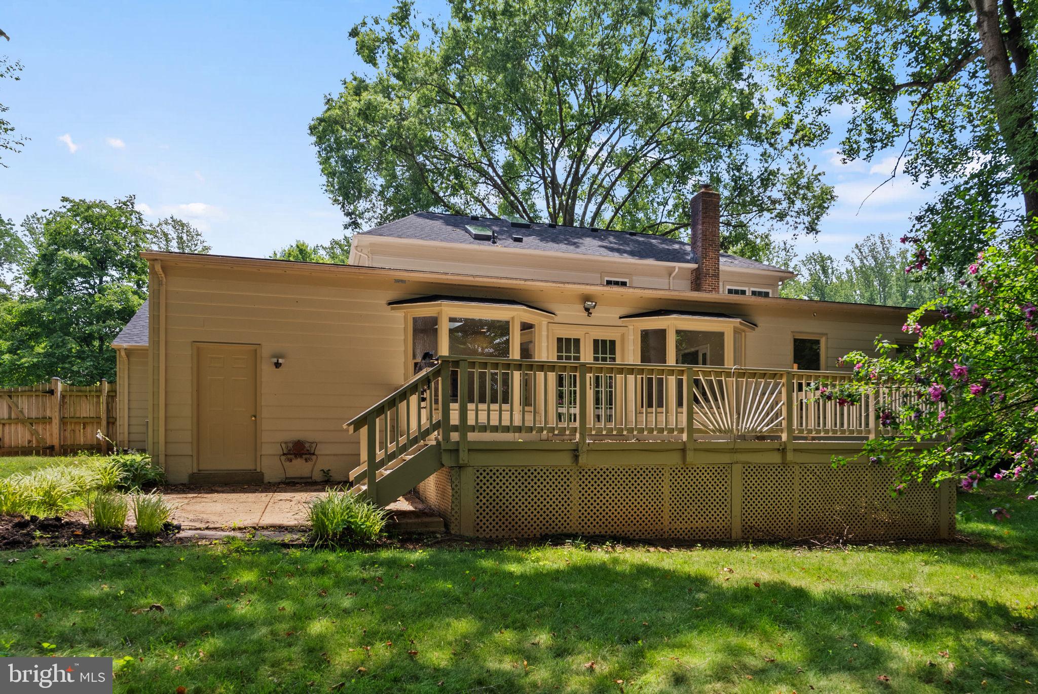 LANGLEY OAKS - Residential Lease