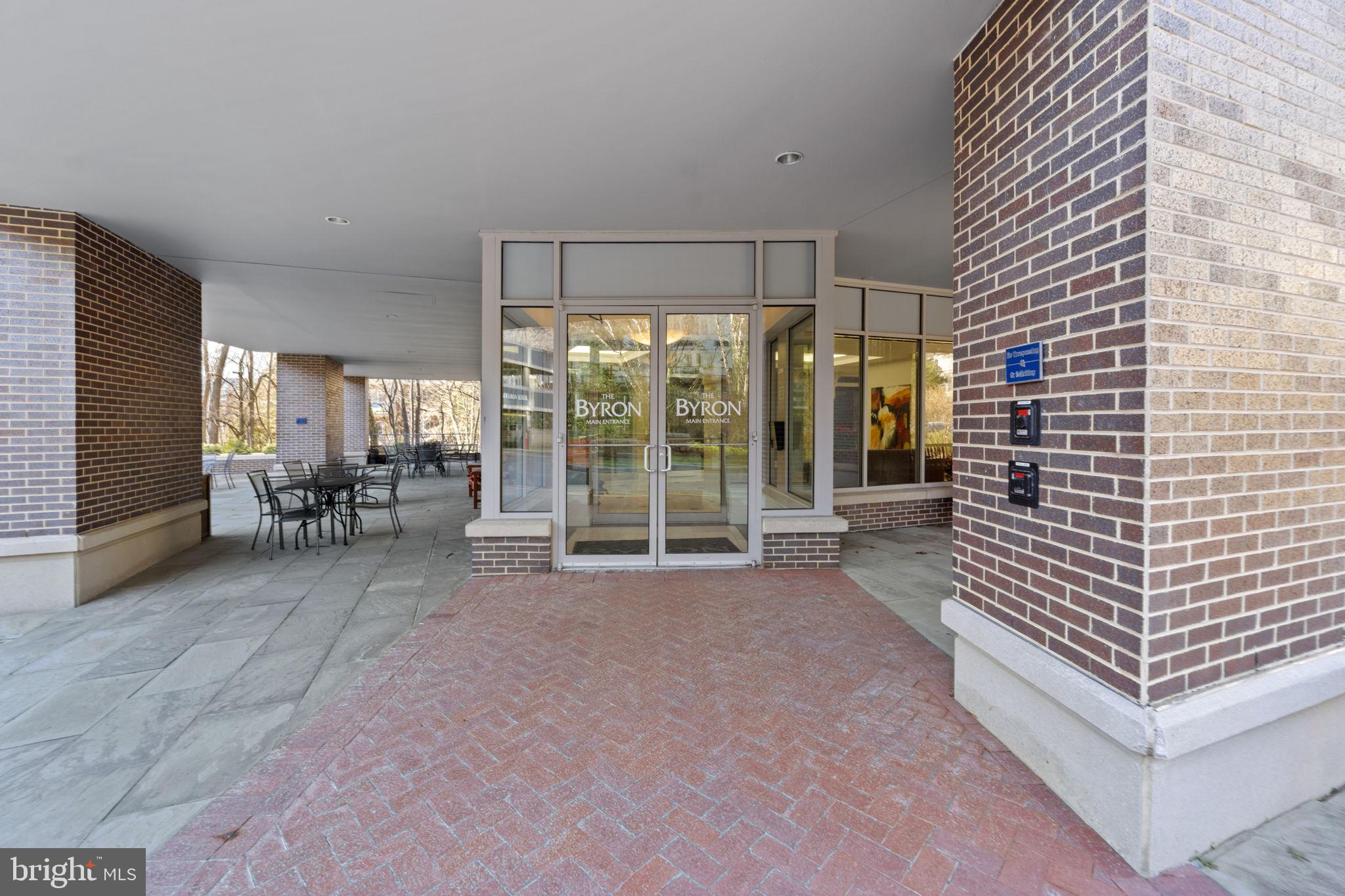 BYRON CONDOMINIUM - Residential
