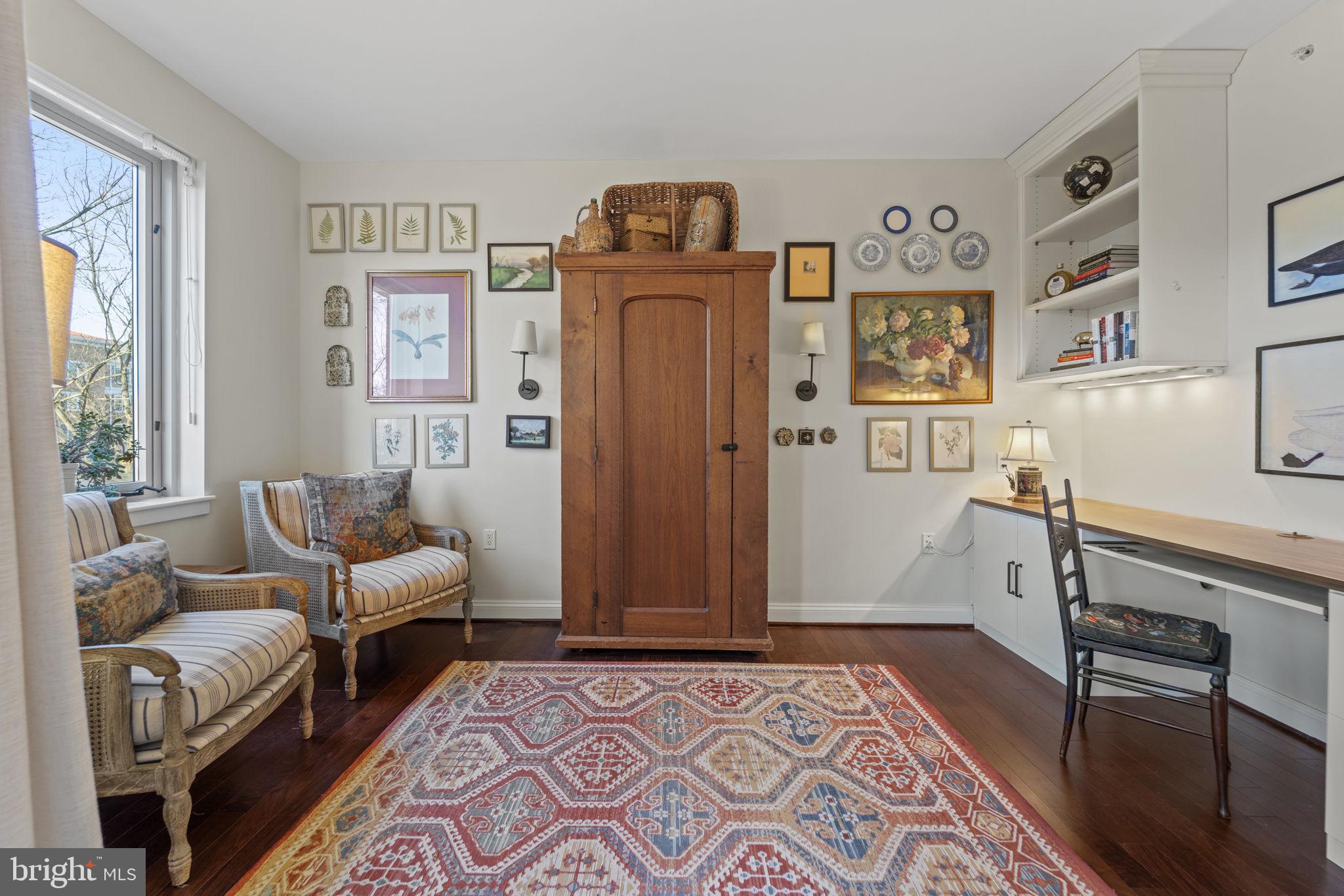 BYRON CONDOMINIUM - Residential