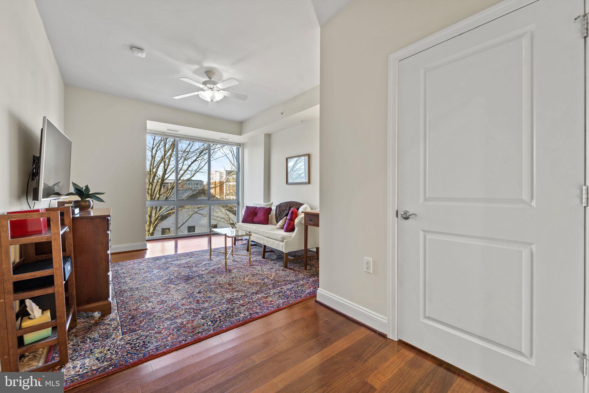 BYRON CONDOMINIUM - Residential