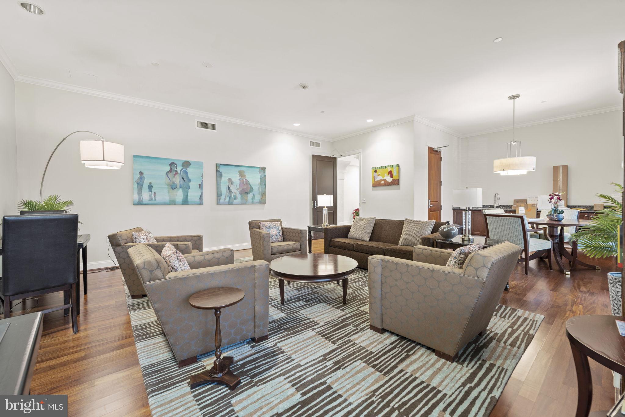 BYRON CONDOMINIUM - Residential