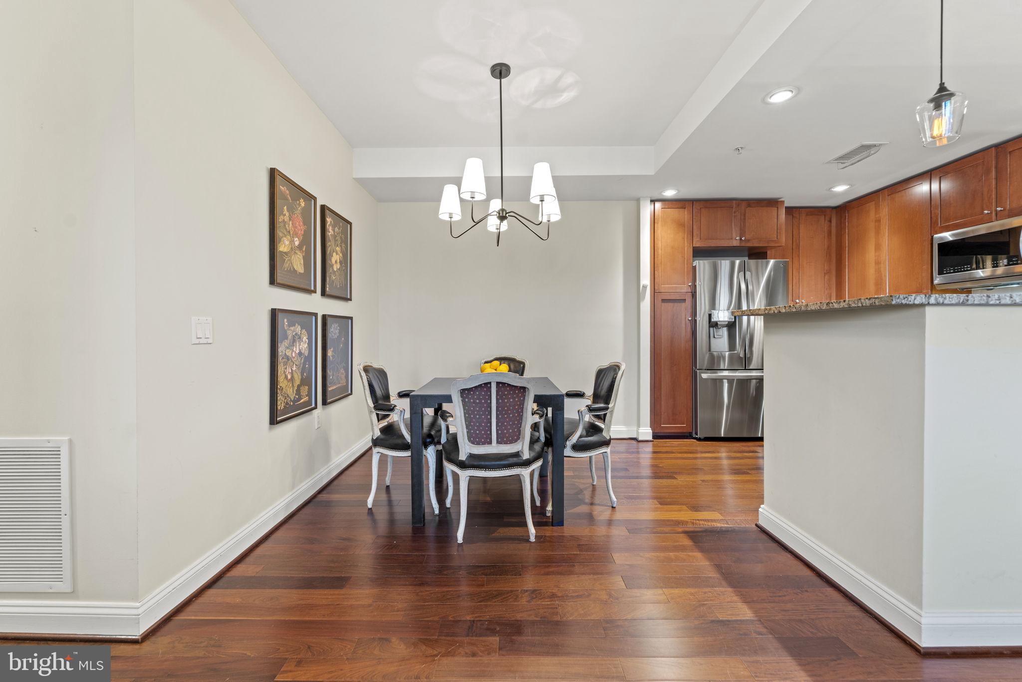 BYRON CONDOMINIUM - Residential