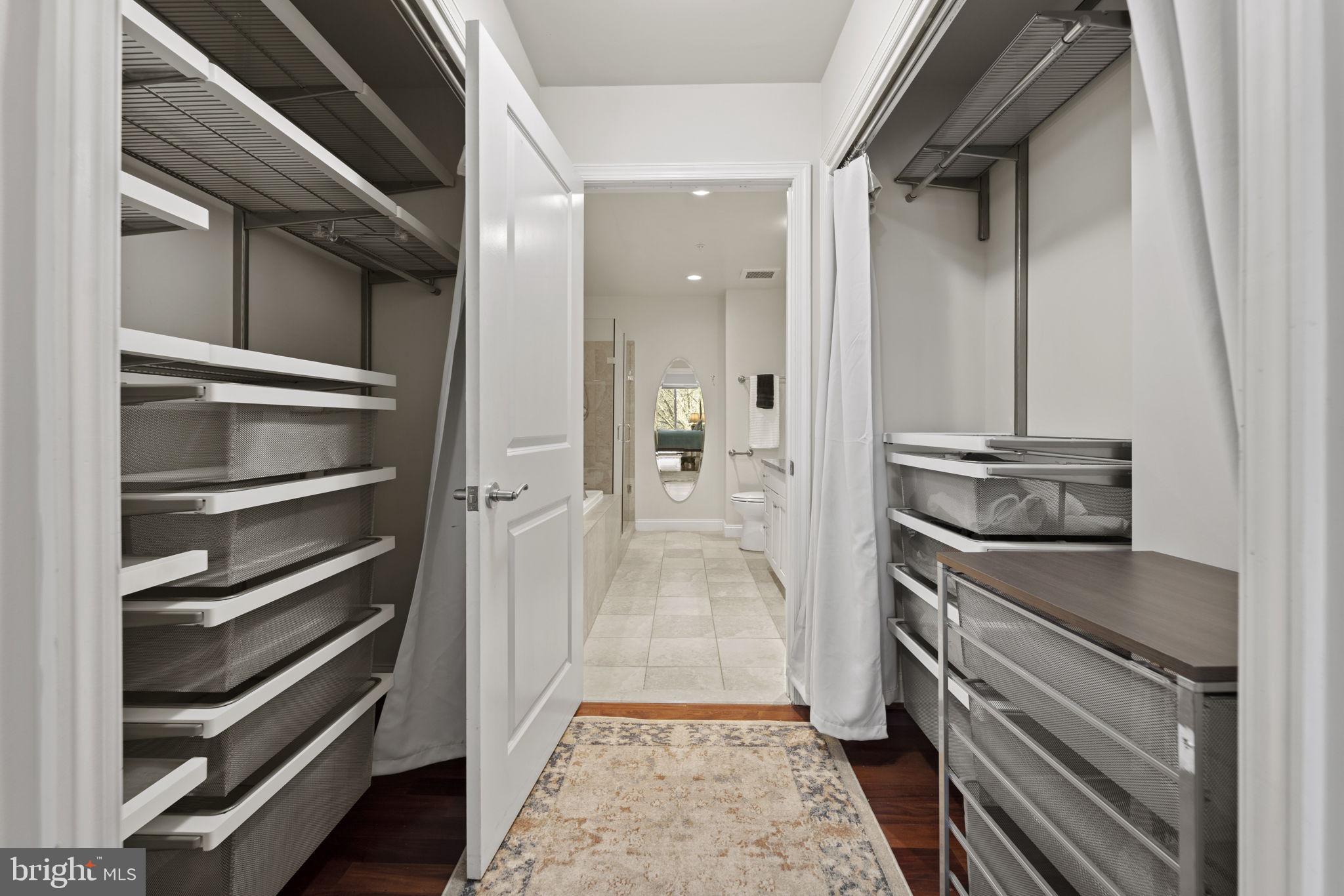 BYRON CONDOMINIUM - Residential