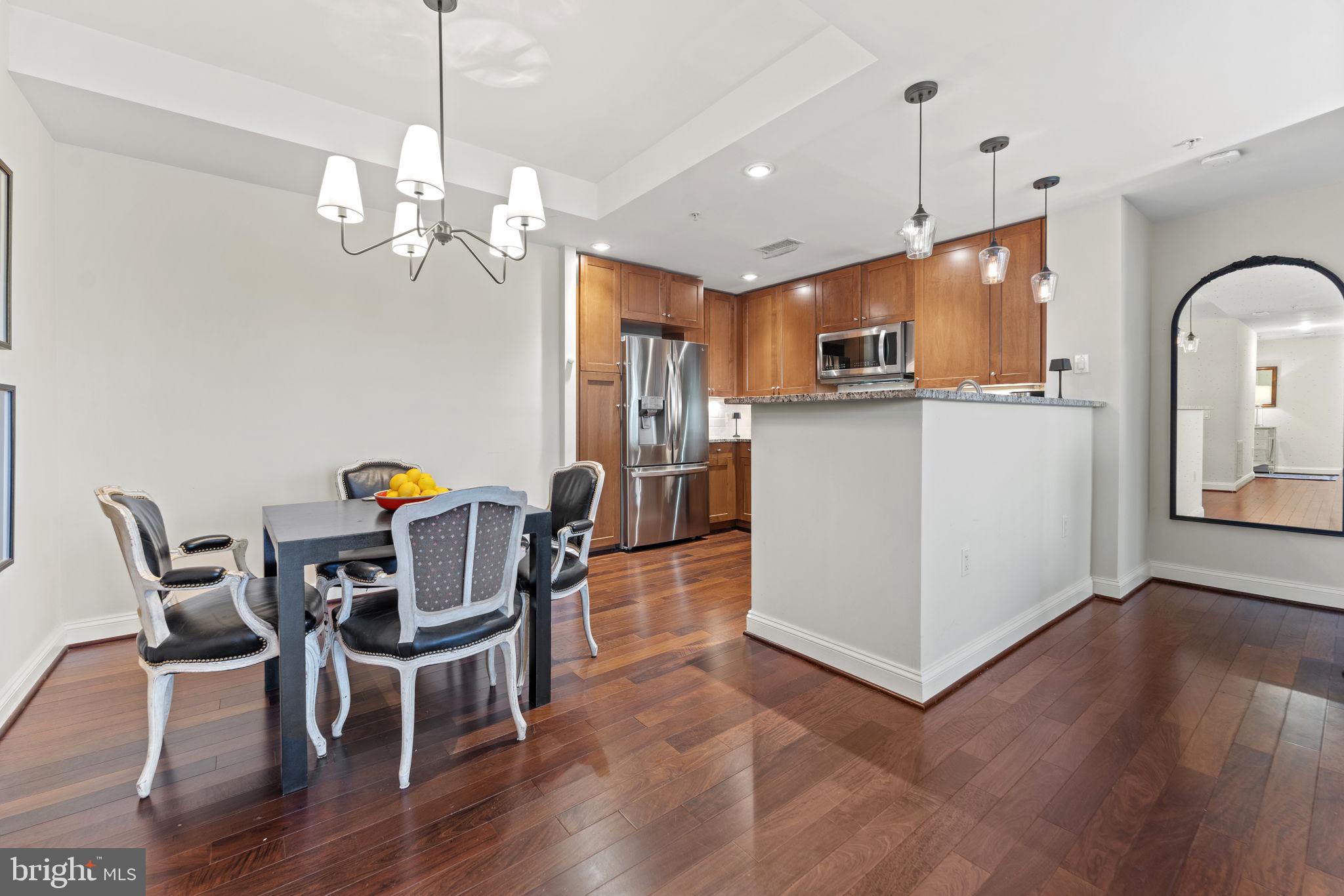 BYRON CONDOMINIUM - Residential