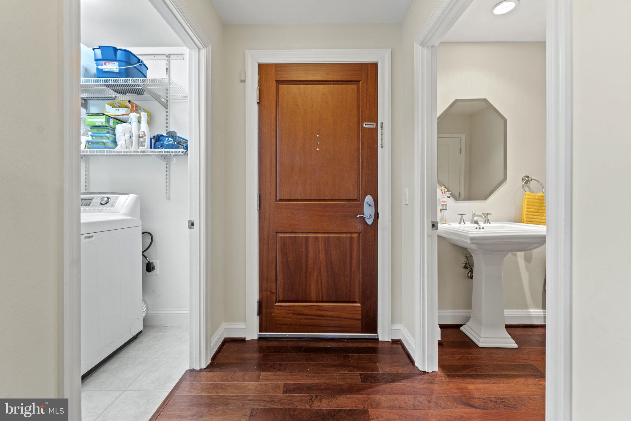 BYRON CONDOMINIUM - Residential