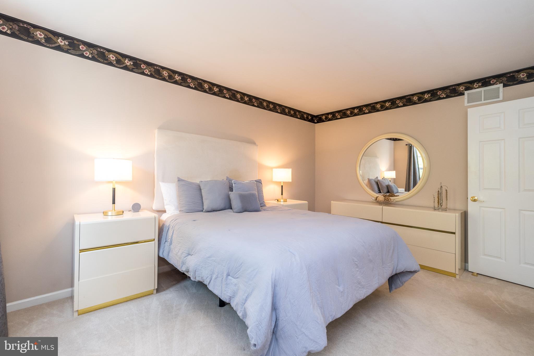 DOYLESTOWN HUNT - Residential