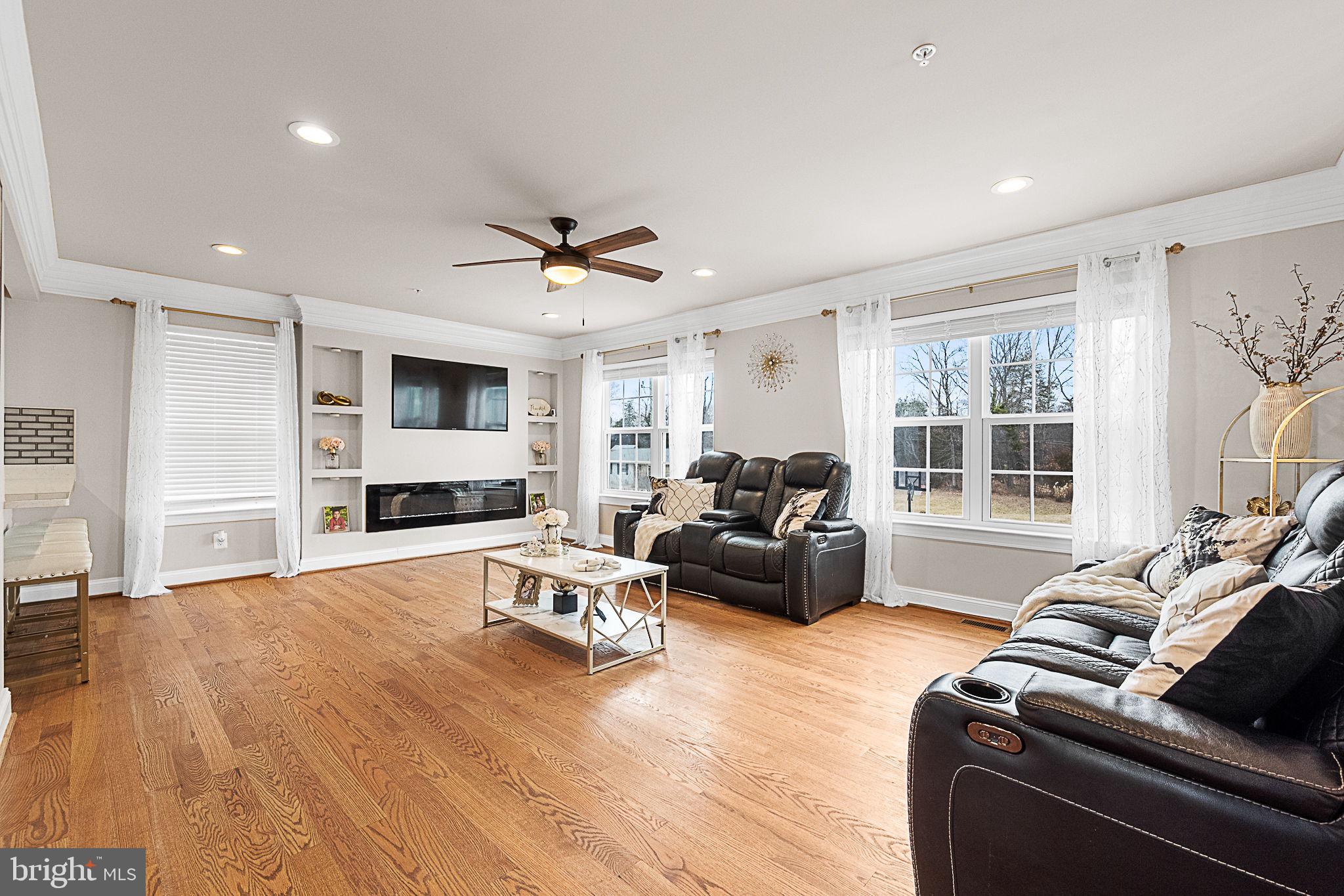 4635 PENDALL DRIVE