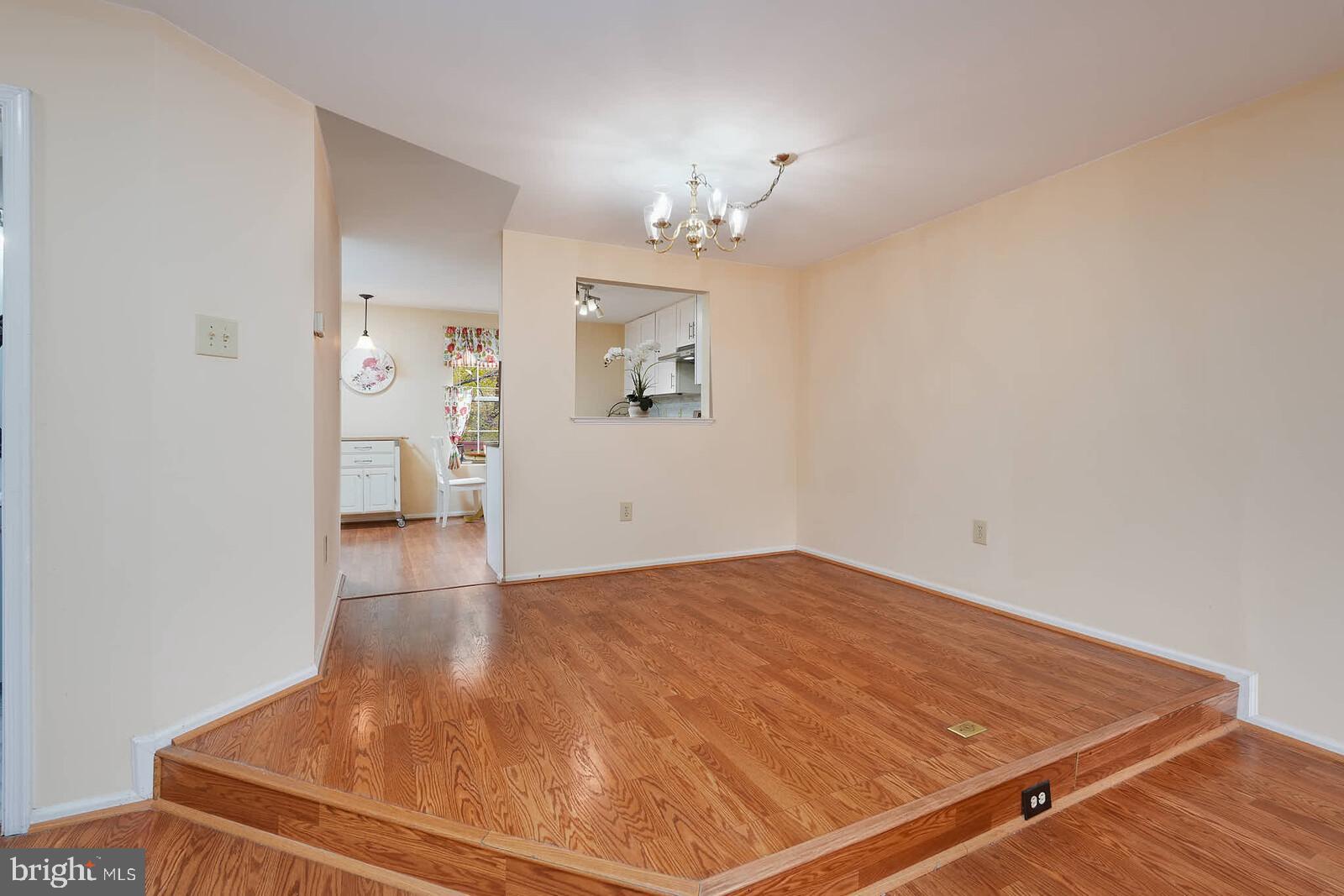 GUNNERS LAKE VILLAGE - Residential