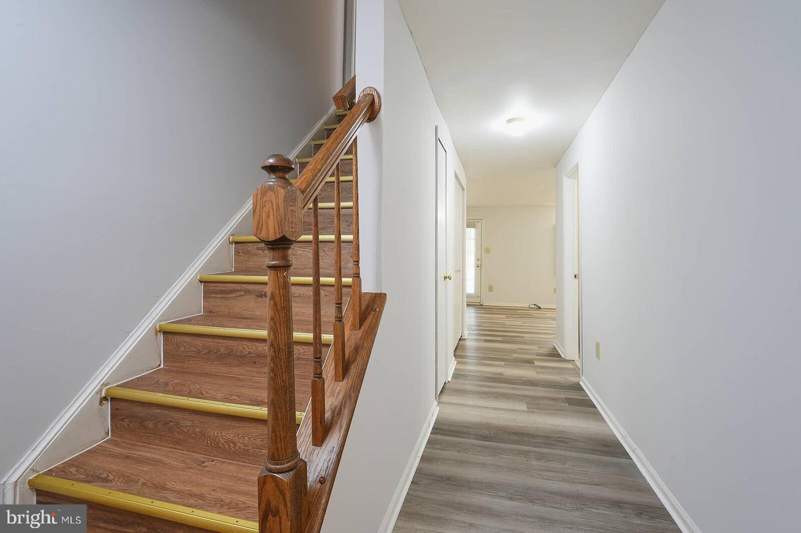 GUNNERS LAKE VILLAGE - Residential