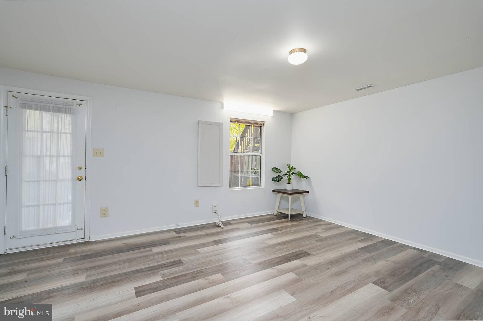 GUNNERS LAKE VILLAGE - Residential