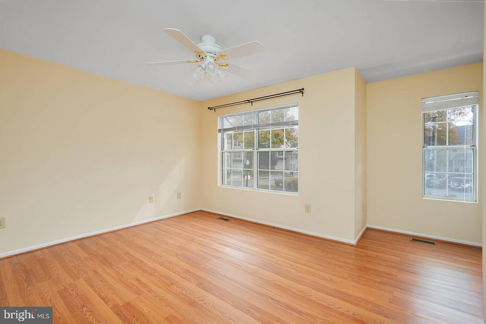 GUNNERS LAKE VILLAGE - Residential