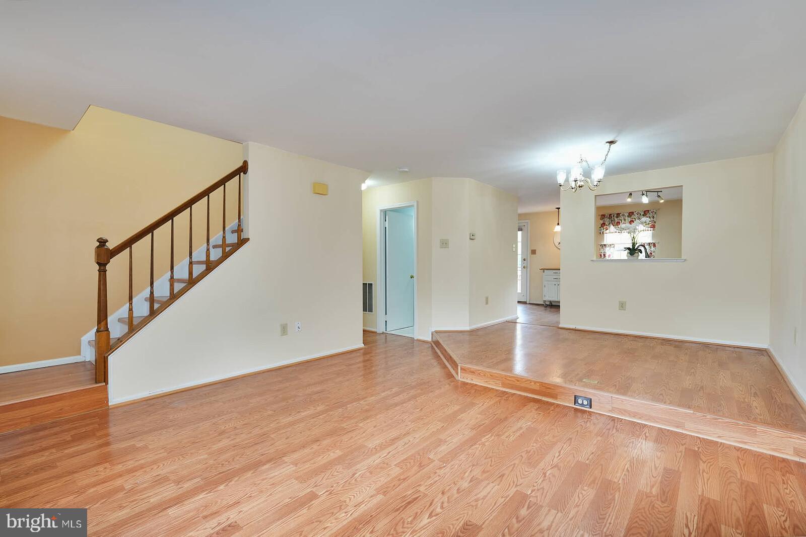 GUNNERS LAKE VILLAGE - Residential