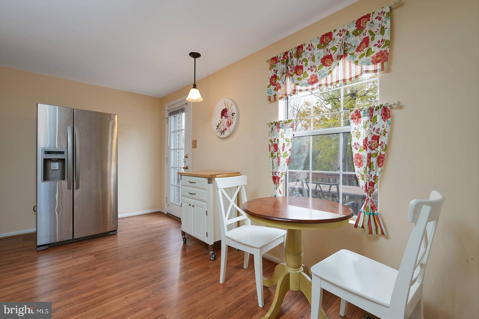 GUNNERS LAKE VILLAGE - Residential