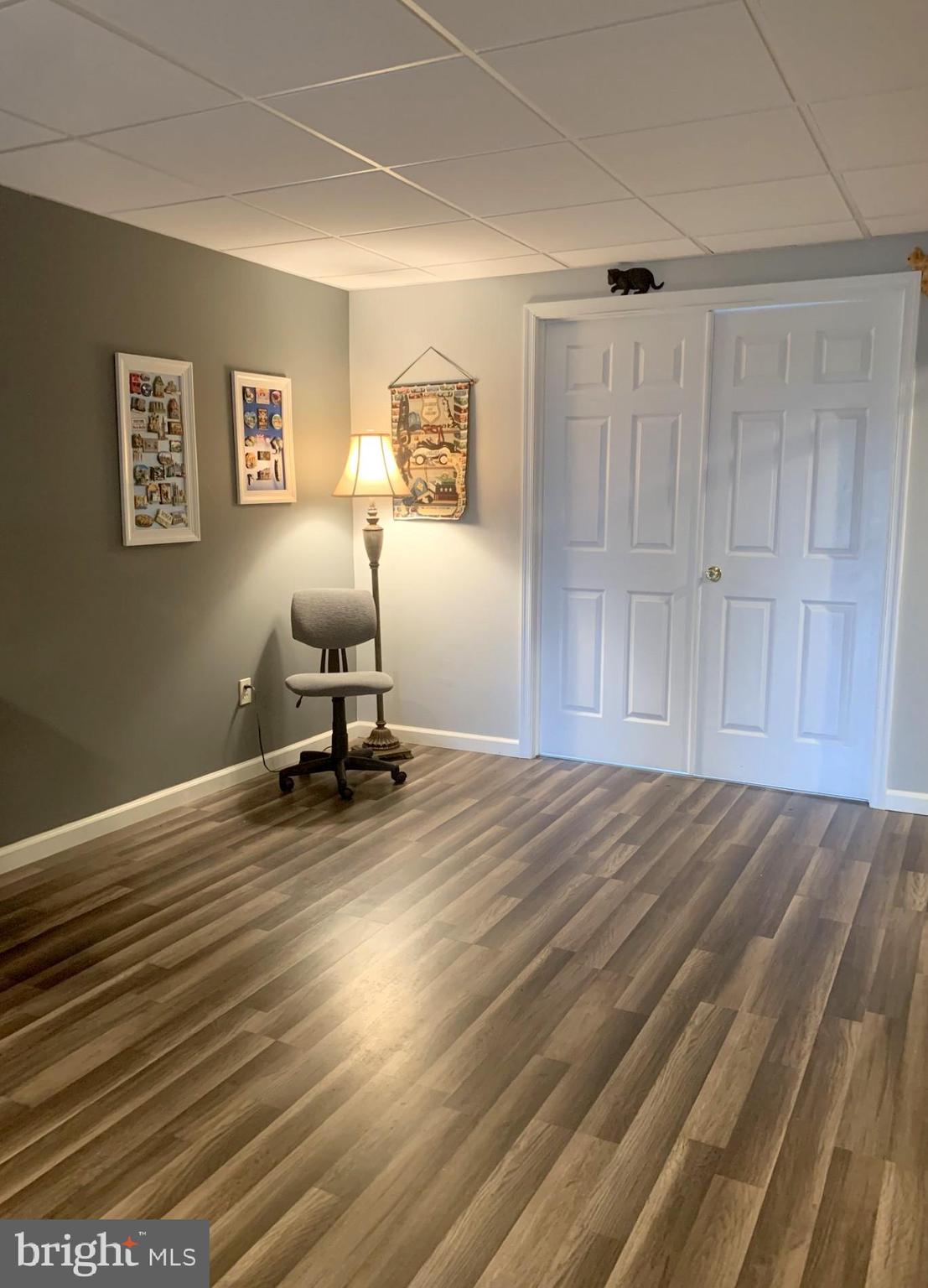 ROLLING MEADOWS - Residential