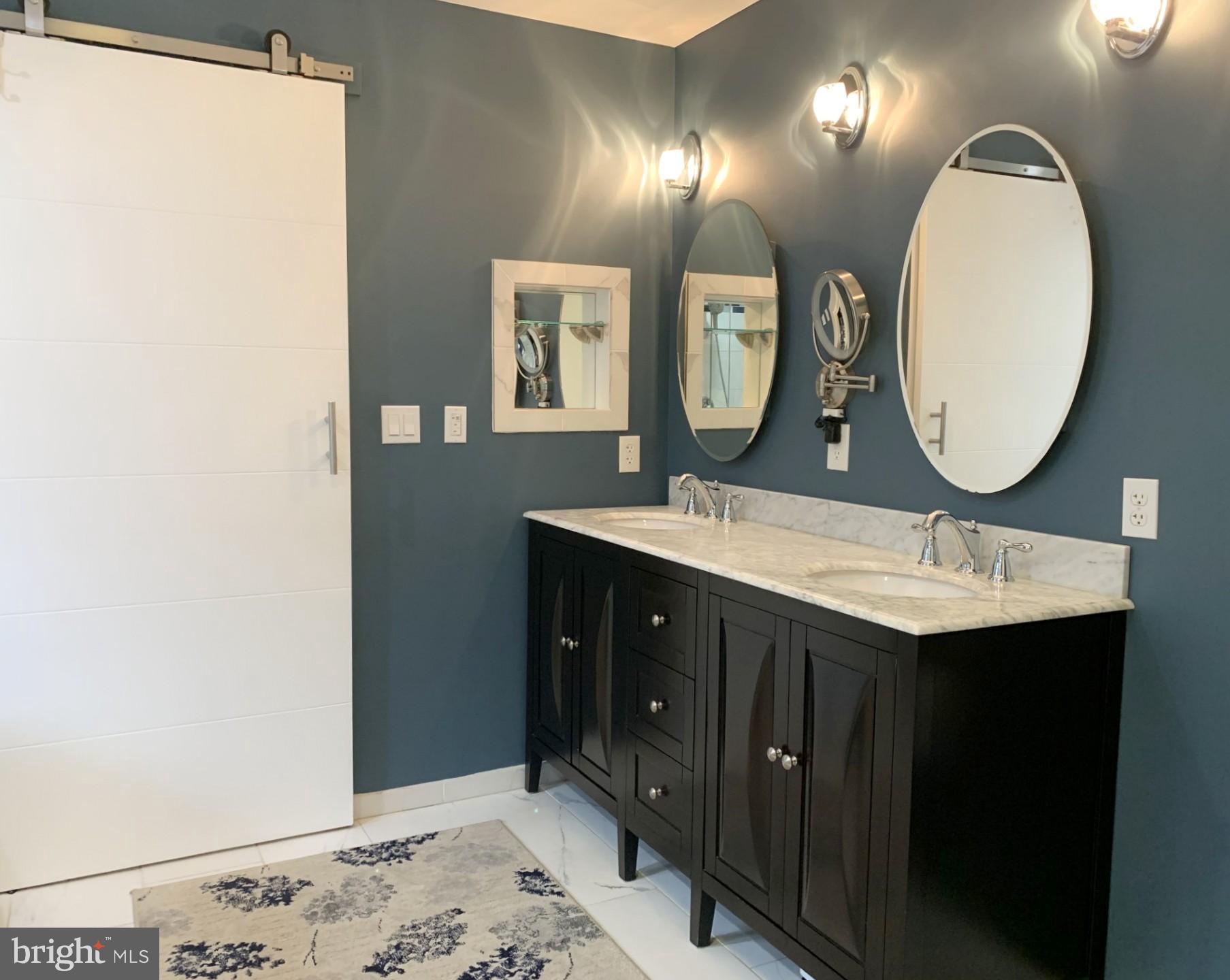 ROLLING MEADOWS - Residential