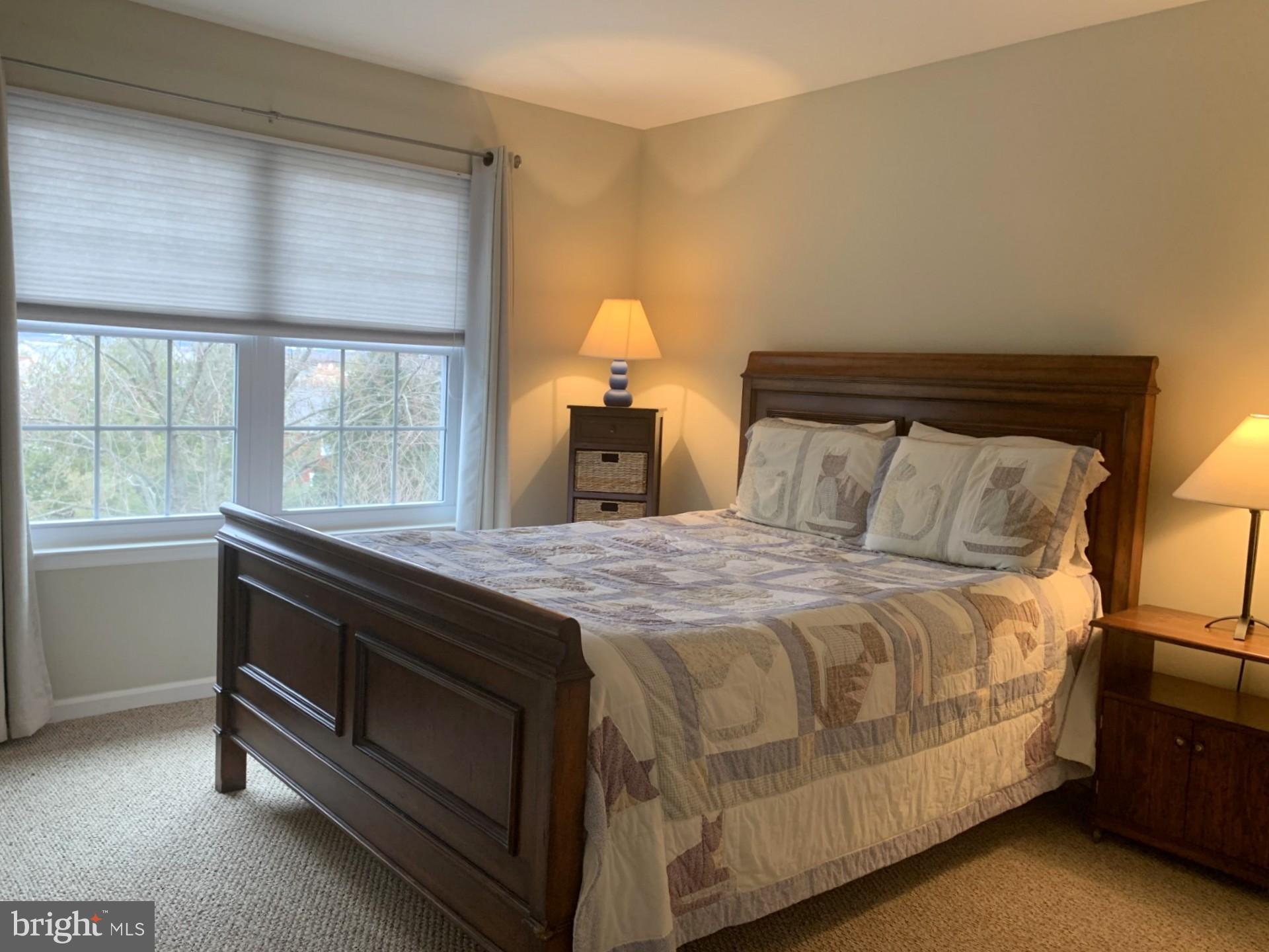ROLLING MEADOWS - Residential