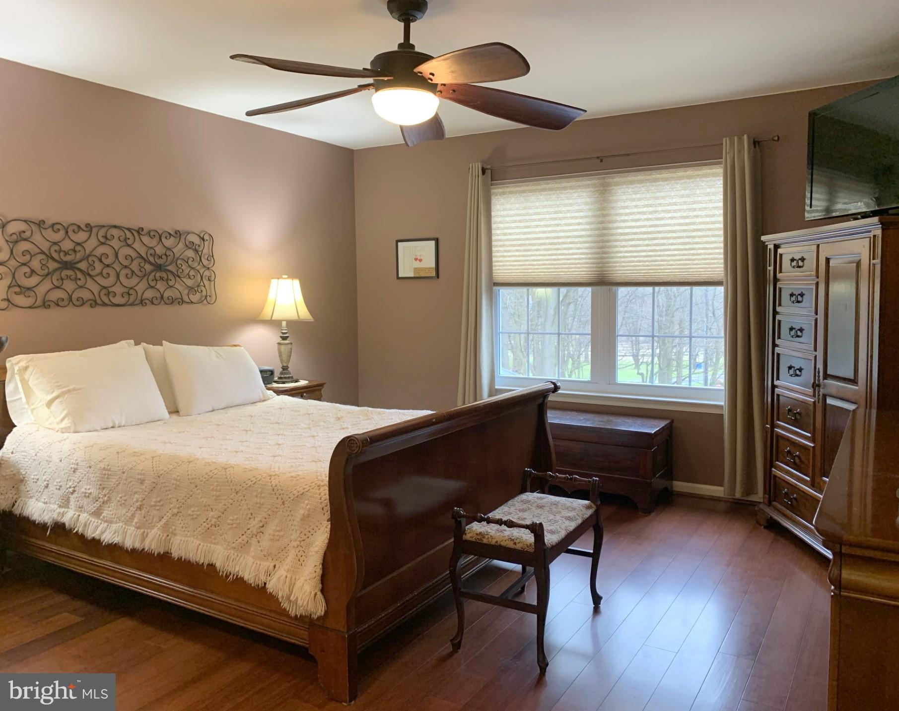ROLLING MEADOWS - Residential