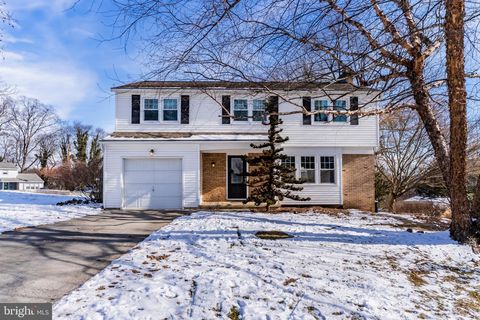 12 HICKORY PLACE CAMP HILL PA 17011