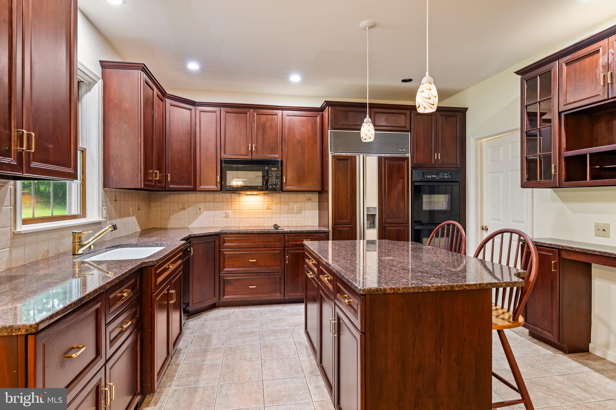 HUNTINGDON VALLEY - Residential