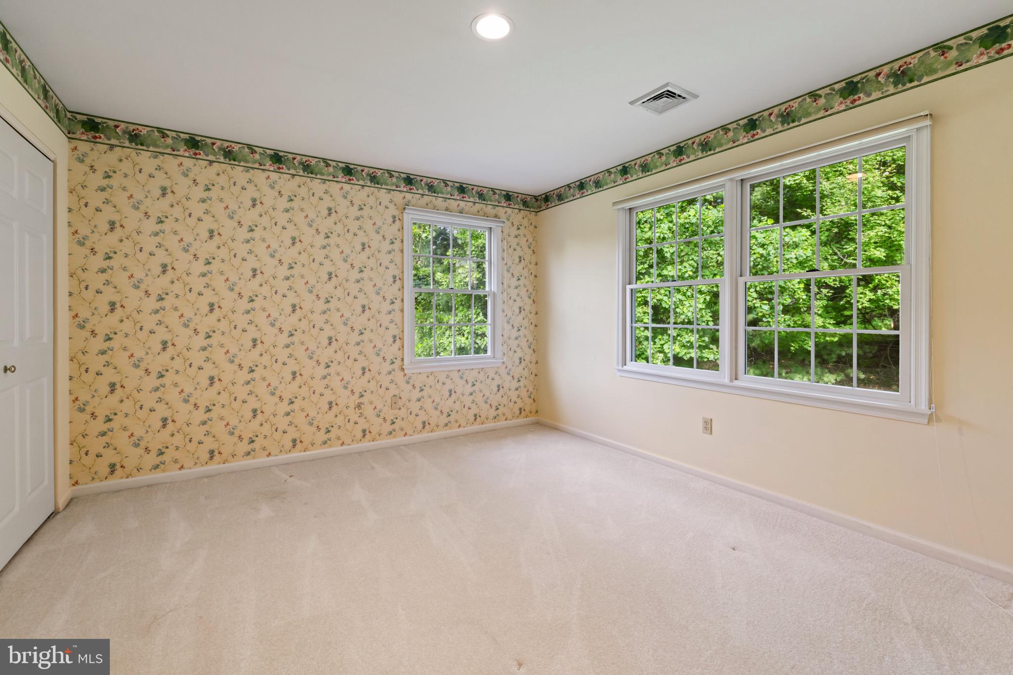 HUNTINGDON VALLEY - Residential