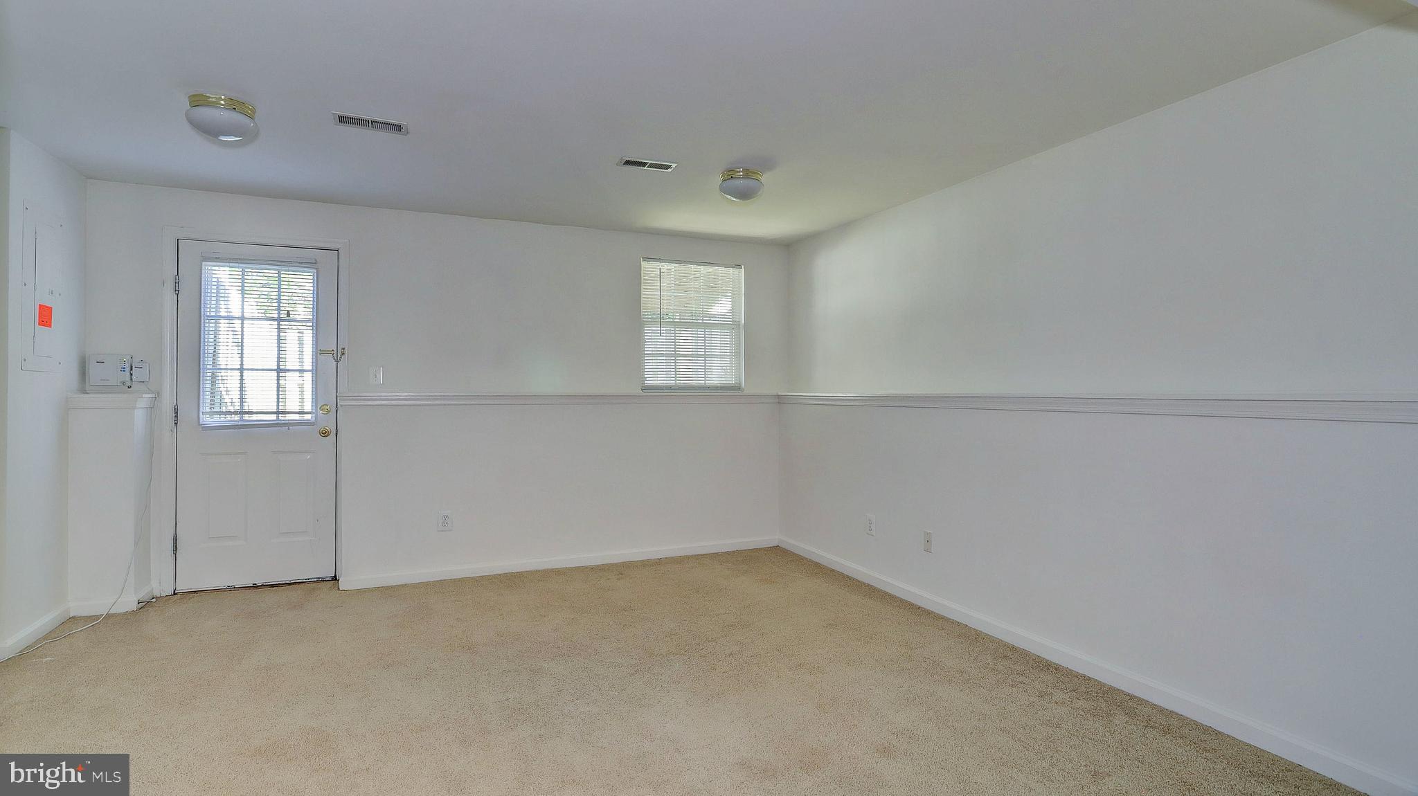 CENTRE RIDGE - Residential Lease