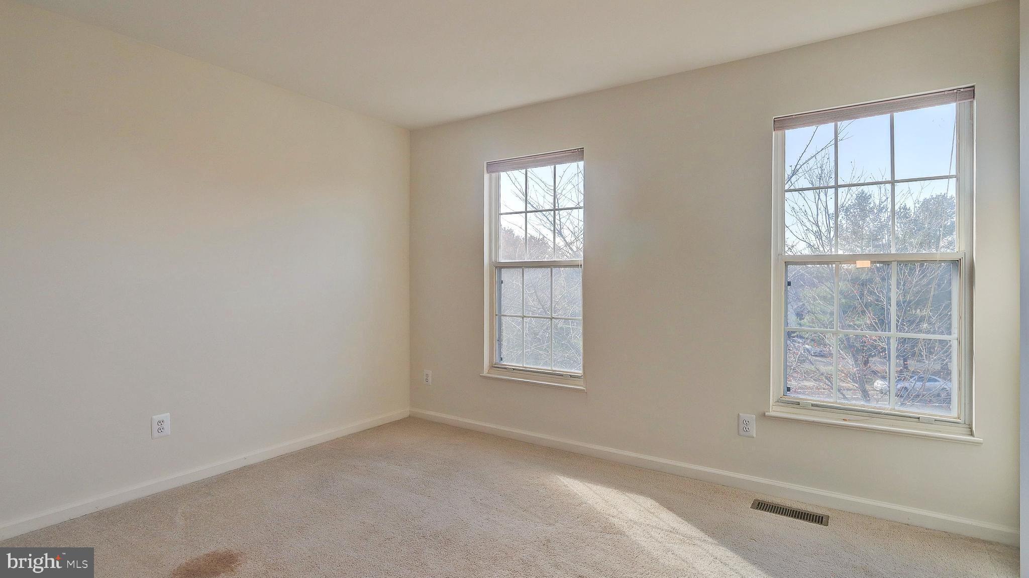 CENTRE RIDGE - Residential Lease