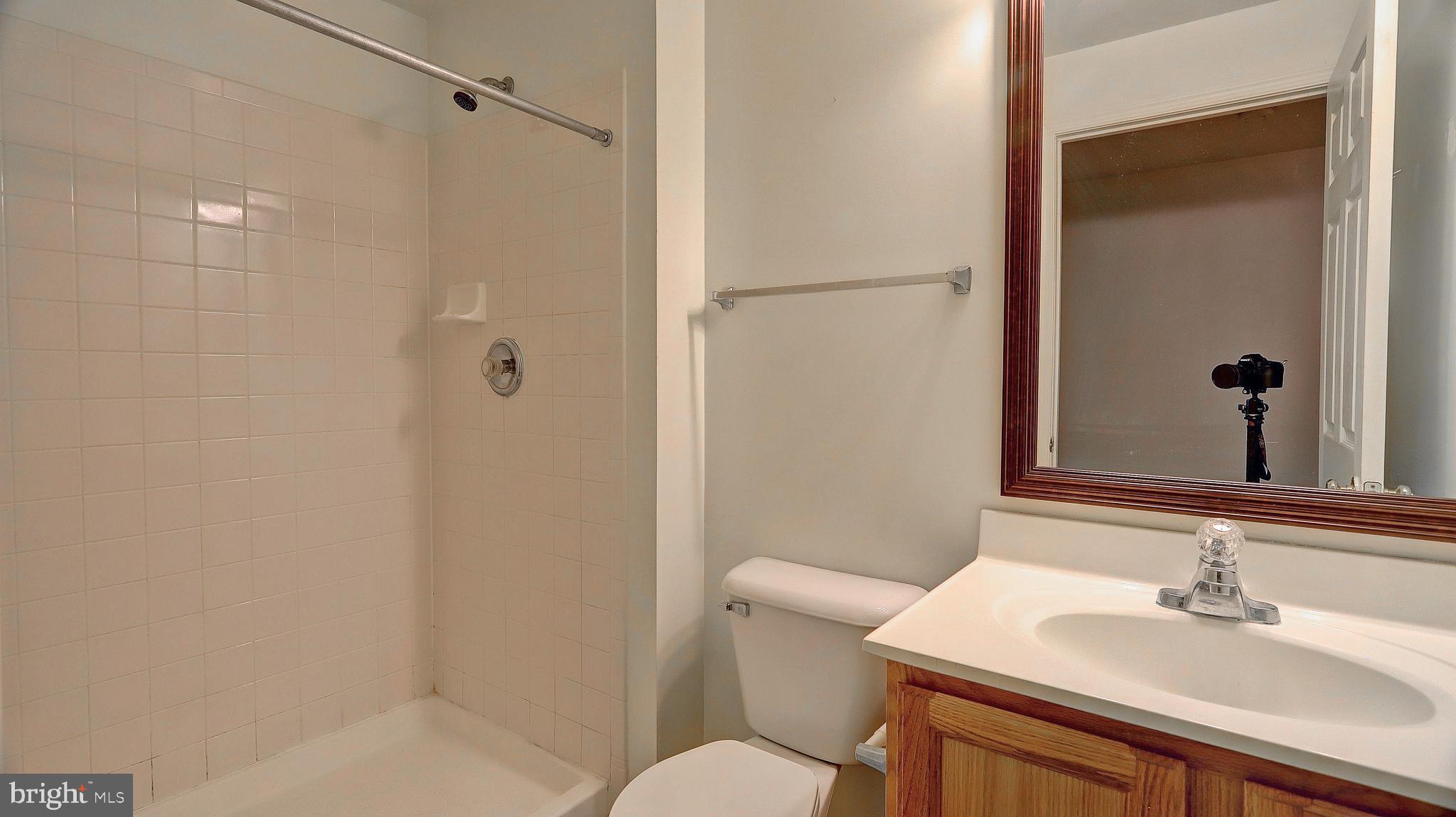 CENTRE RIDGE - Residential Lease