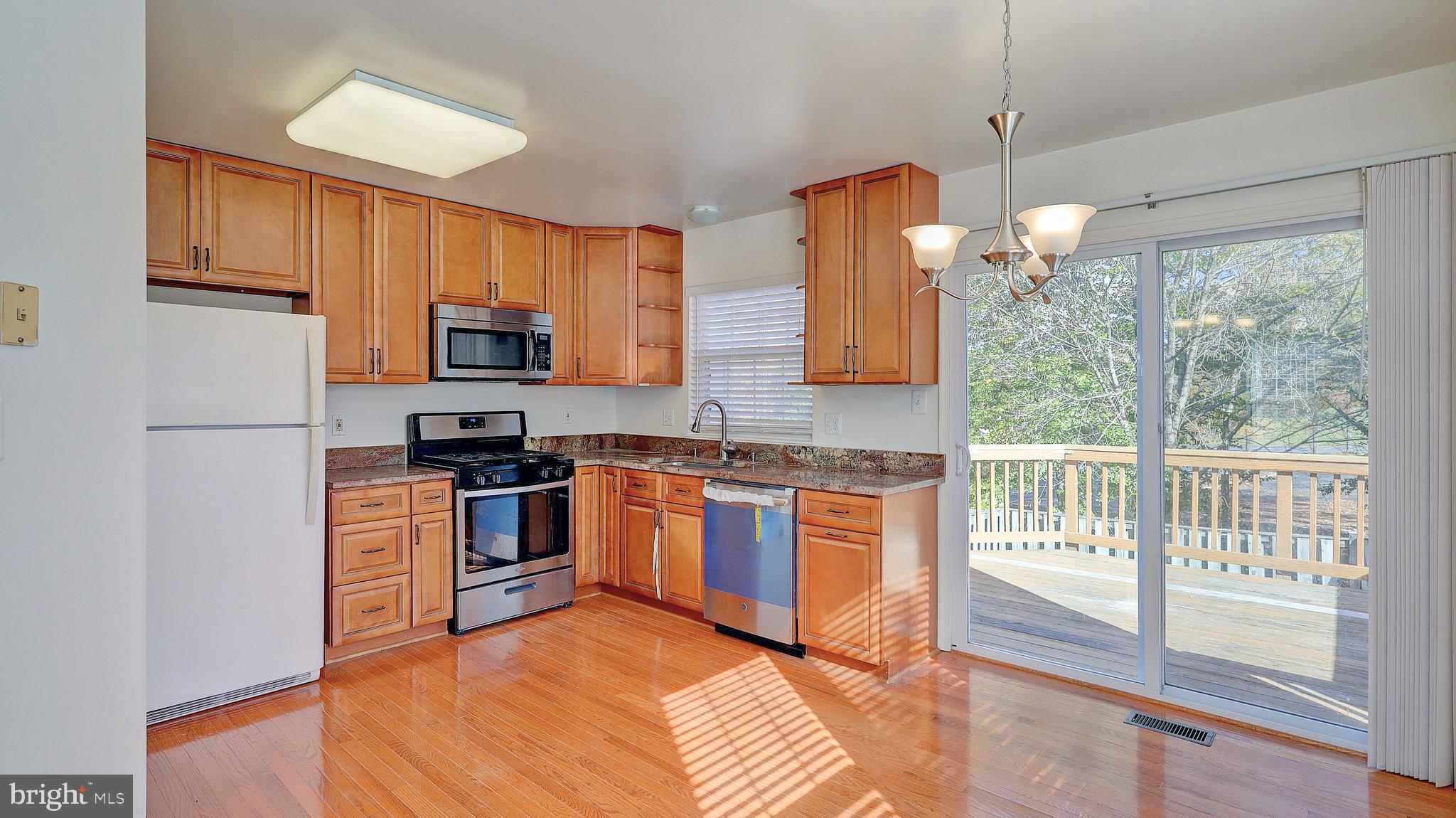 CENTRE RIDGE - Residential Lease