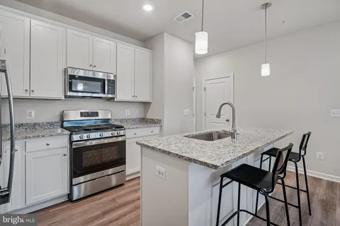 MLS: MDPG2193376