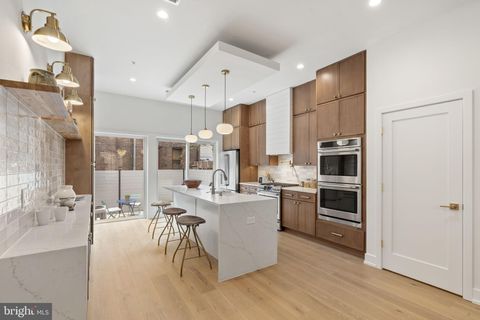 2214 E GORDON STREET PHILADELPHIA PA 19125