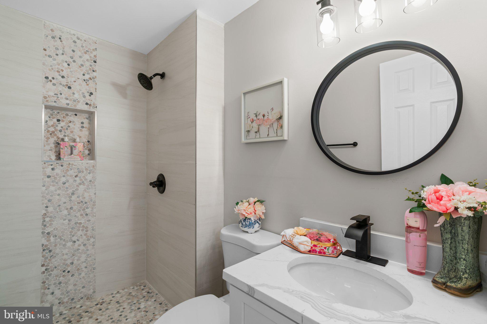 DAMASCUS TERRACE - Residential