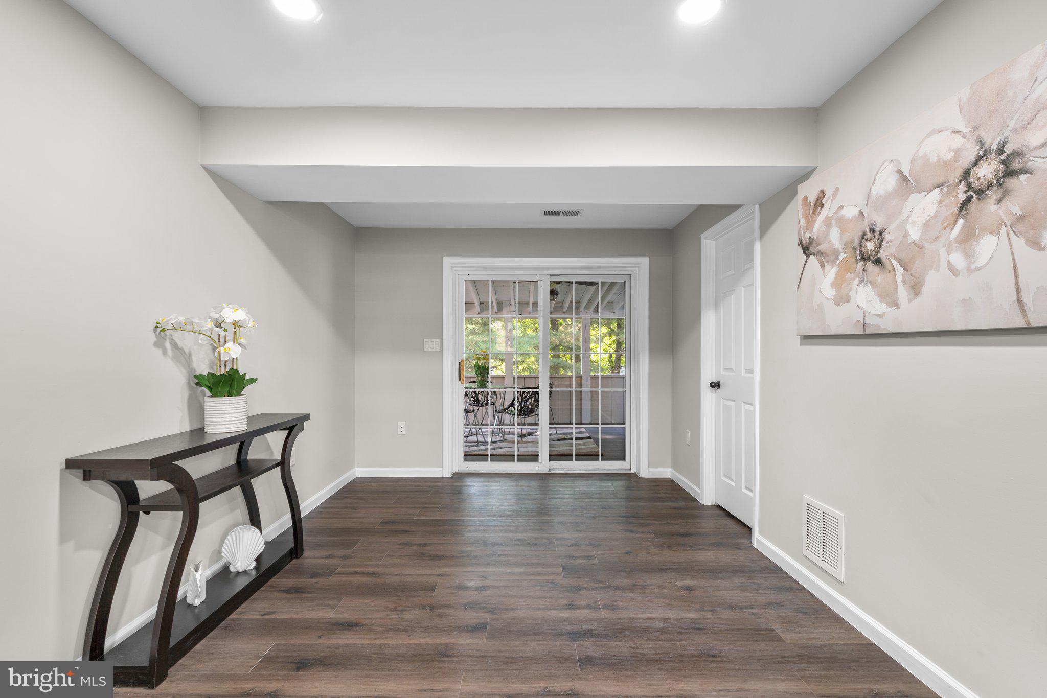 DAMASCUS TERRACE - Residential