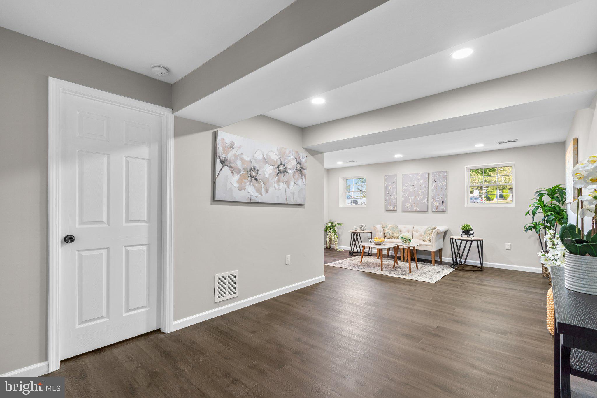 DAMASCUS TERRACE - Residential