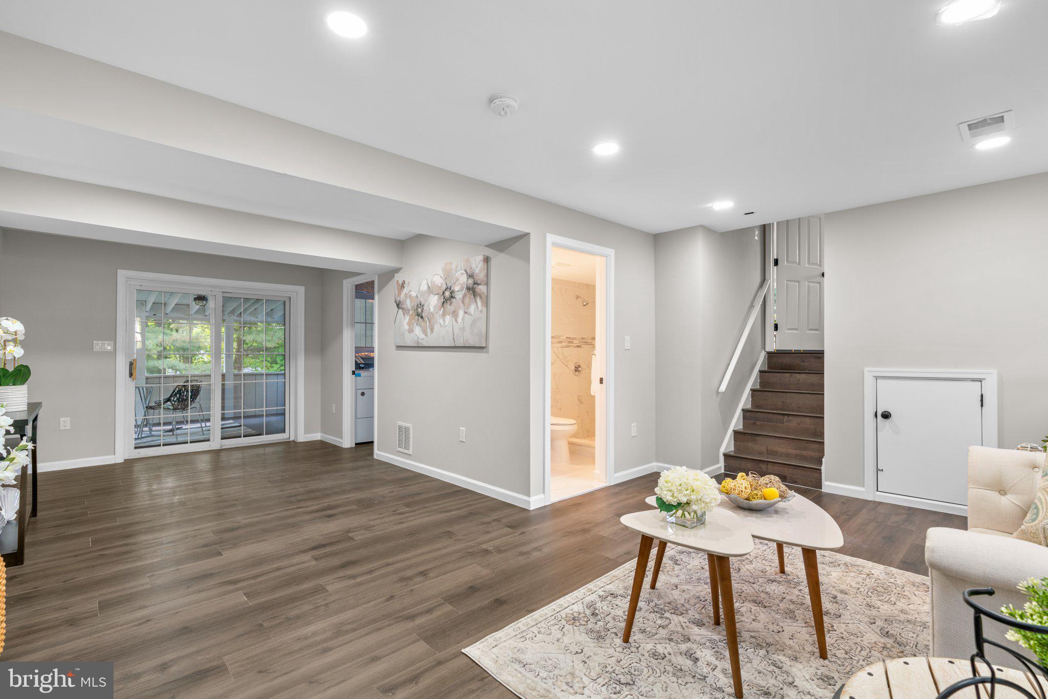 DAMASCUS TERRACE - Residential