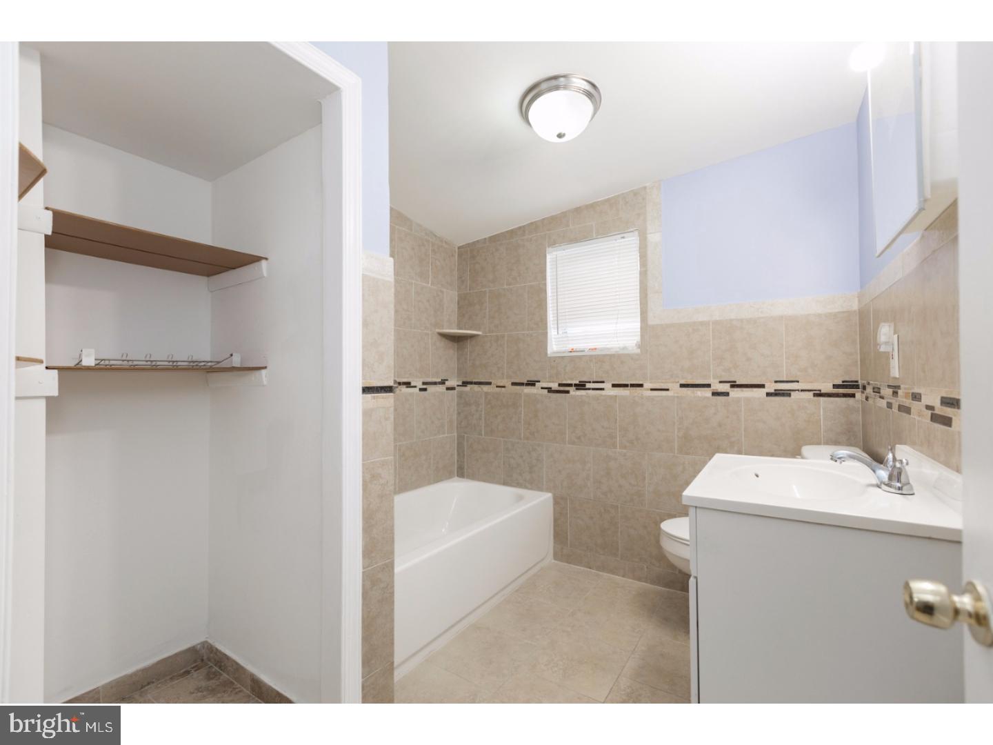 PORT RICHMOND - Residential