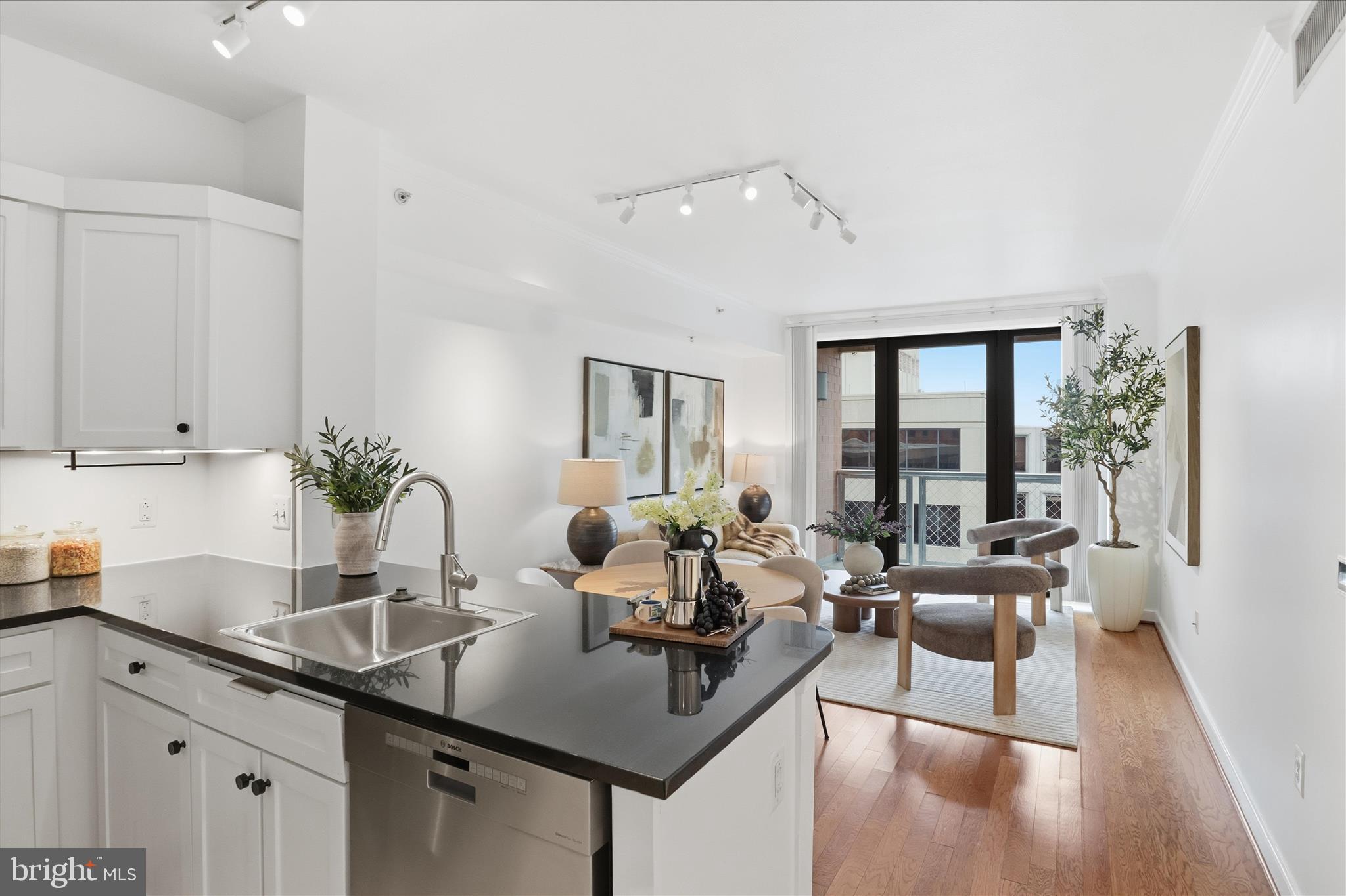 631 D STREET NW 1227