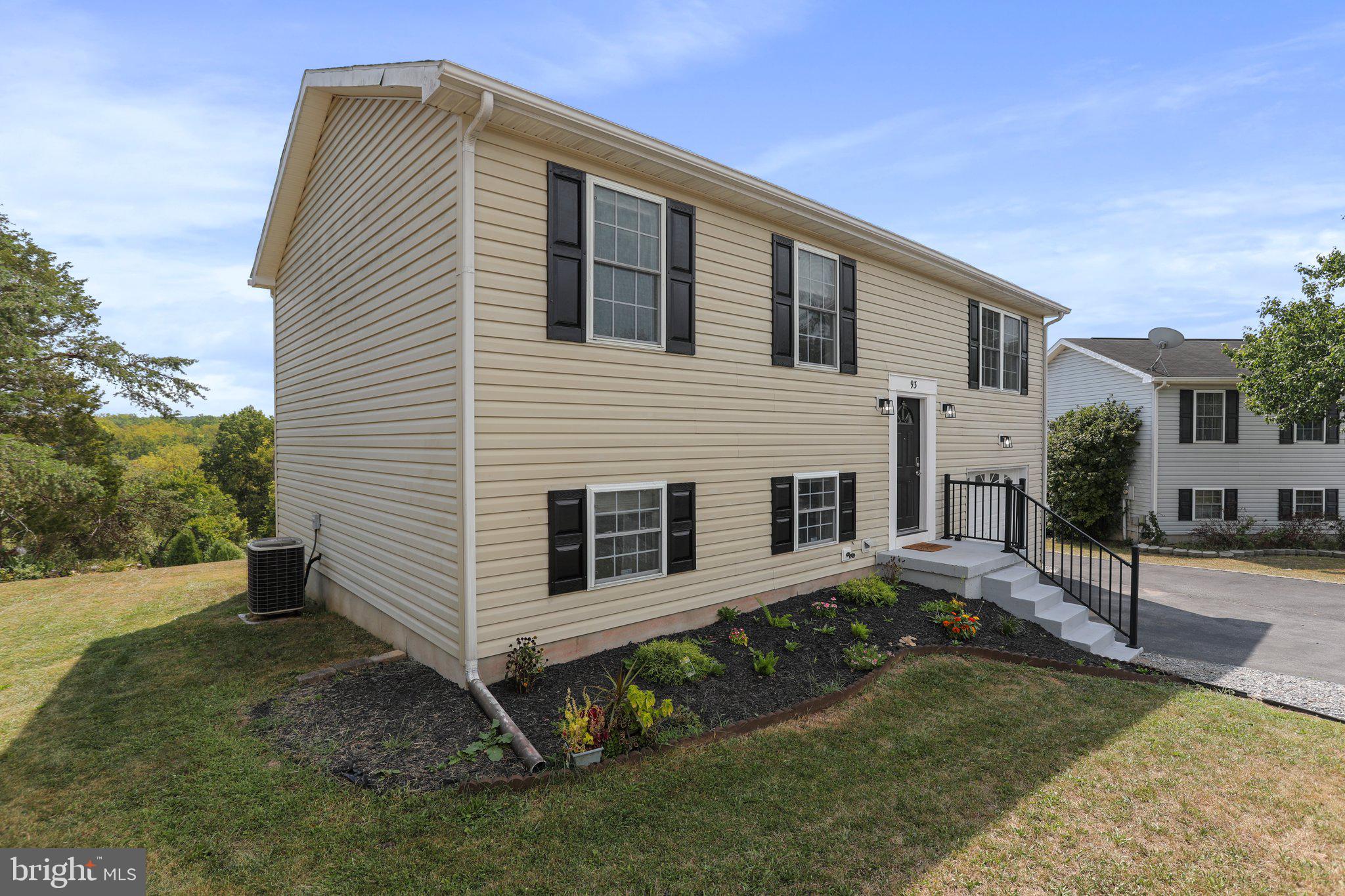 WILDFLOWER RIDGE - Residential