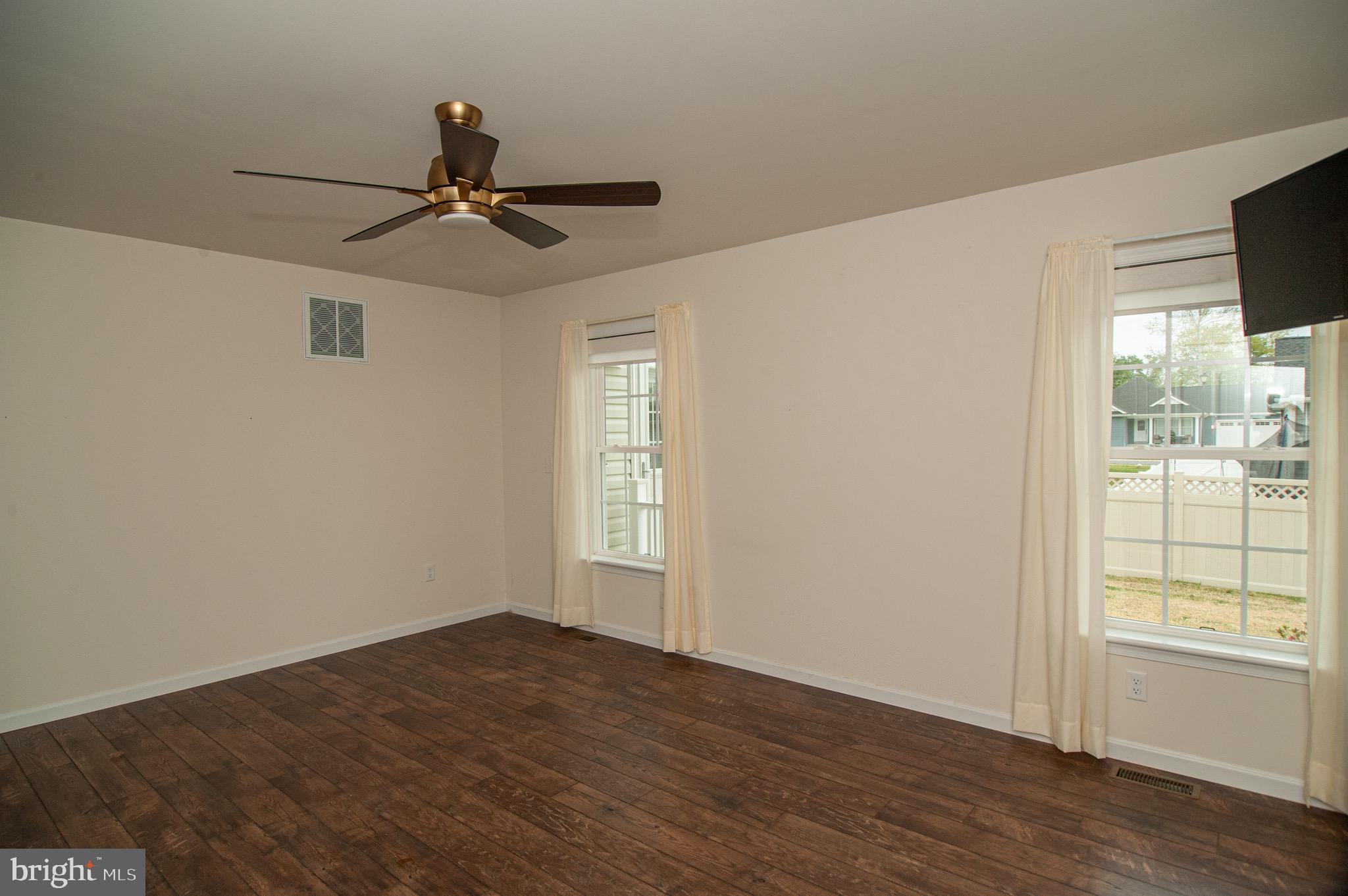 PLYMOUTH - Residential